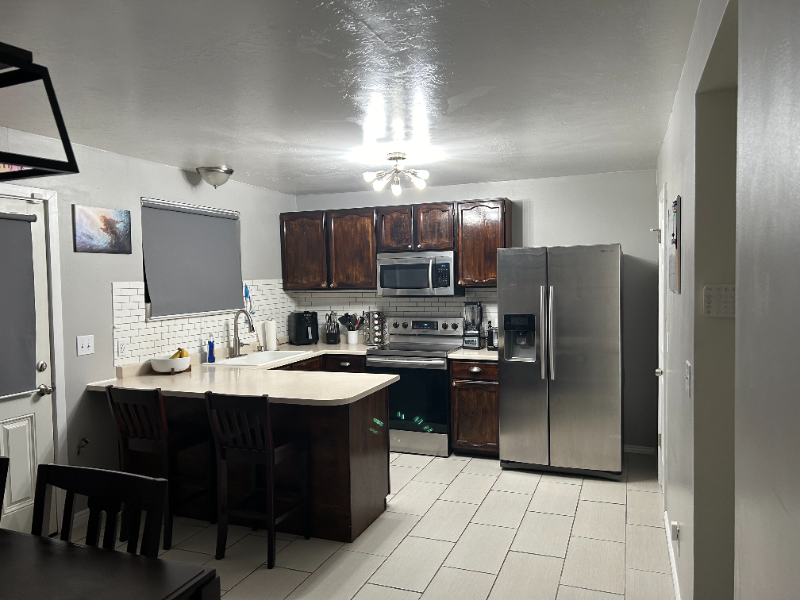8827 S Pinion Ln - Photo 3 of 23