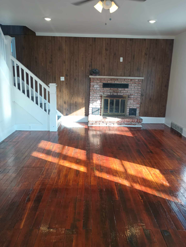 410 12th St - Photo 6 of 13