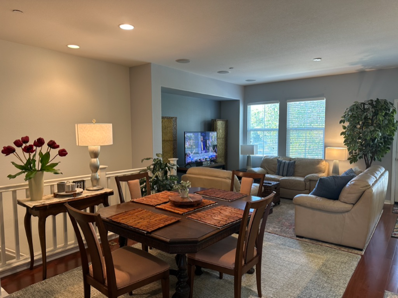3066 Roia Ln - Photo 4 of 38