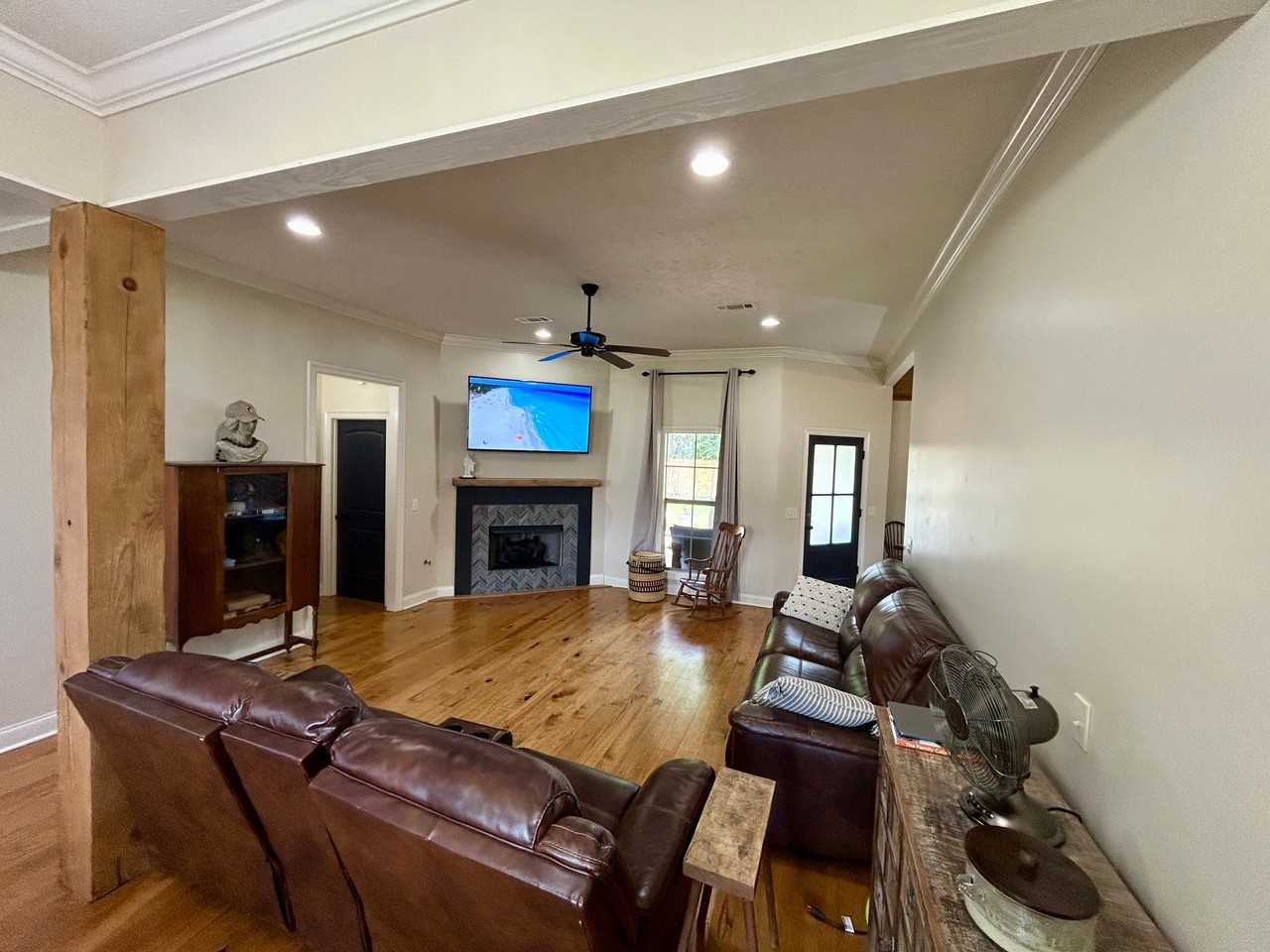 123 Bremen Way - Photo 2 of 19