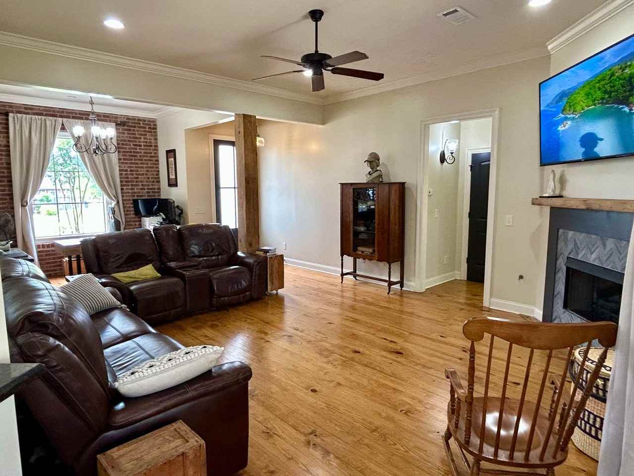 123 Bremen Way - Photo 3 of 19
