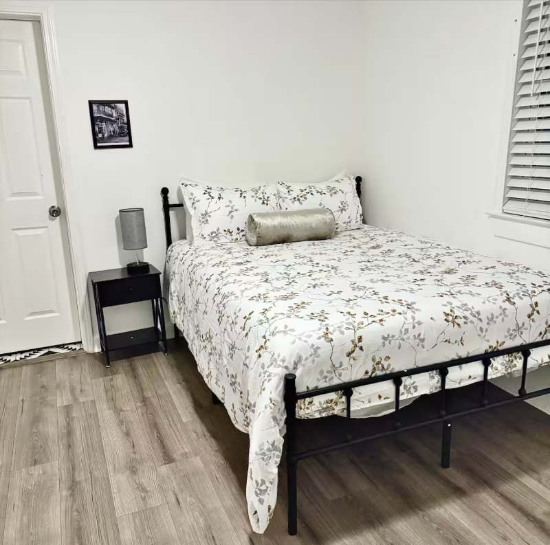 2515 Erato St #201 - Photo 6 of 14