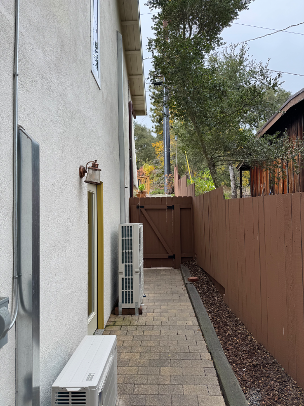 1545 Marquard Ter - Photo 3 of 10