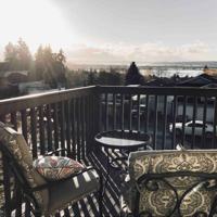 featured image of 6904 54th Pl Ne