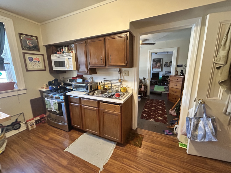 823 Market St #6 - Photo 3 of 10
