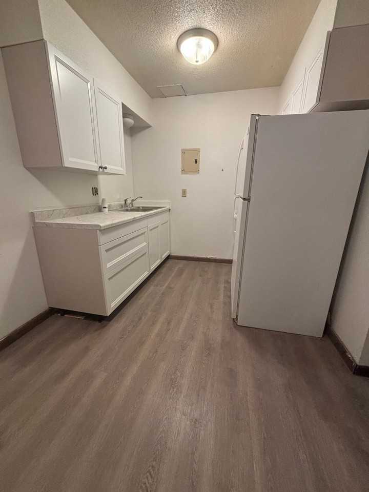 1340 8th Ave #3 - Photo 2 of 17