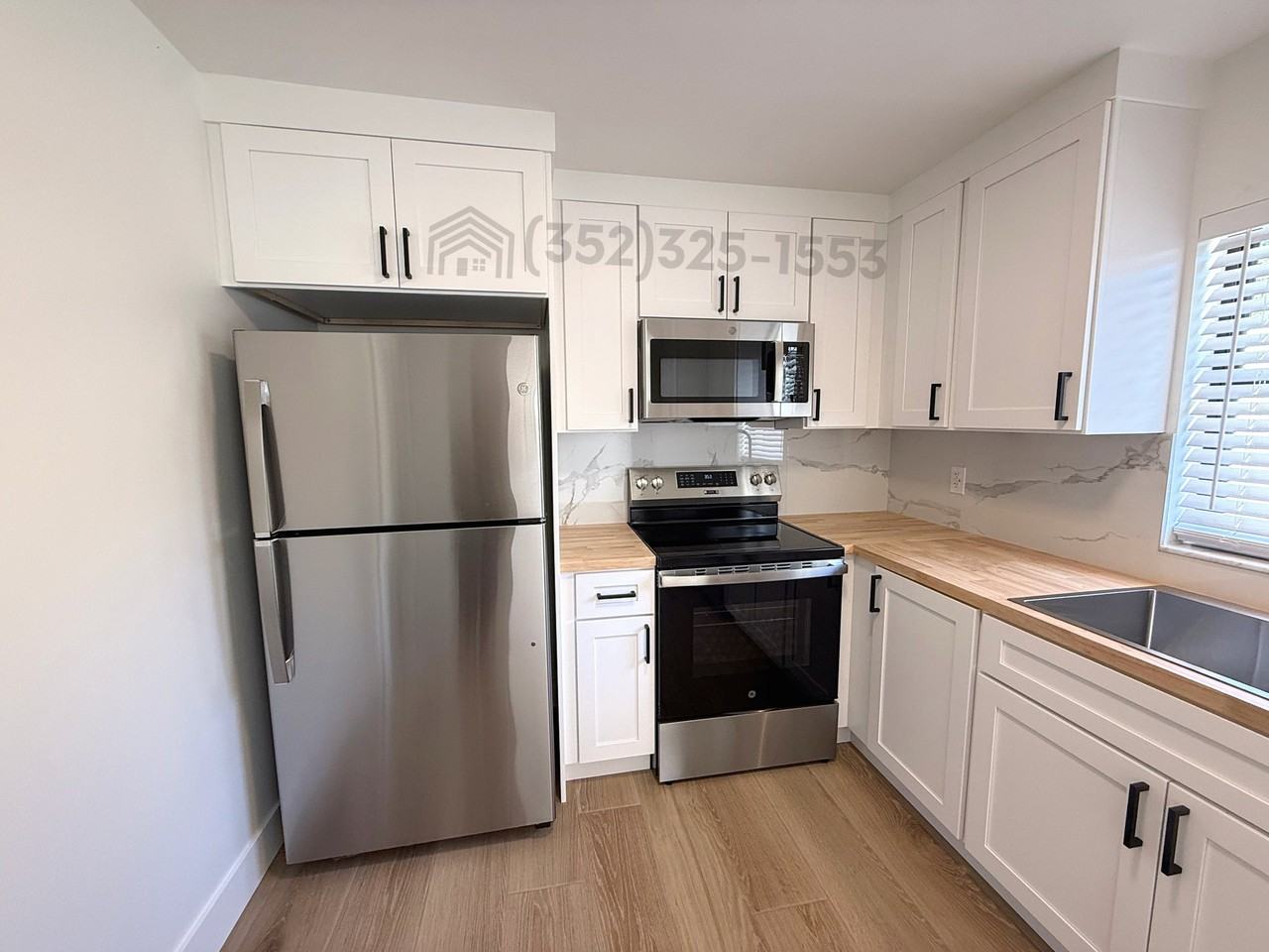 3276 E Crown Dr #3276 - Photo 4 of 24