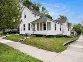 featured image of 928 Baxter St Se