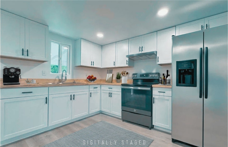 1213 Monroe Ave - Photo 2 of 5