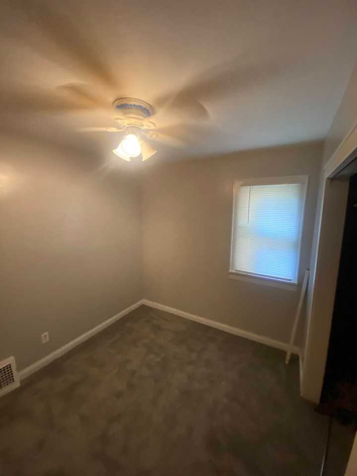 4824 N 25th St - Photo 6 of 9
