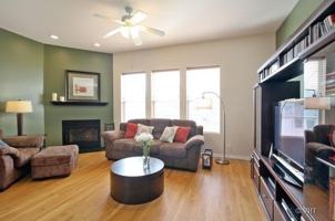 featured image of 7307 Franklin St