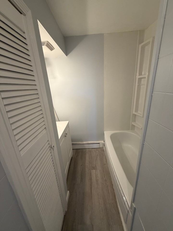 35 Haynes St #3 - Photo 7 of 12