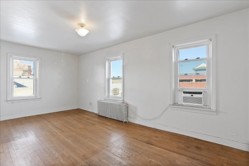 50 York St #4 - Photo 5 of 17