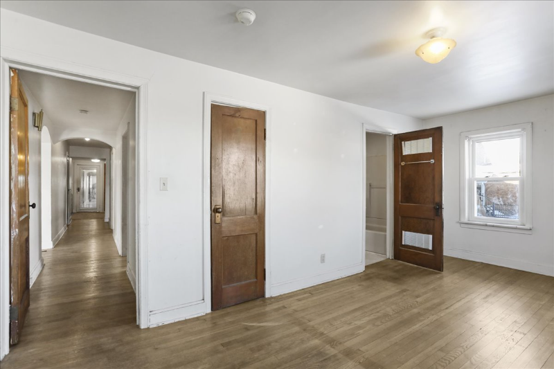 50 York St #4 - Photo 6 of 17