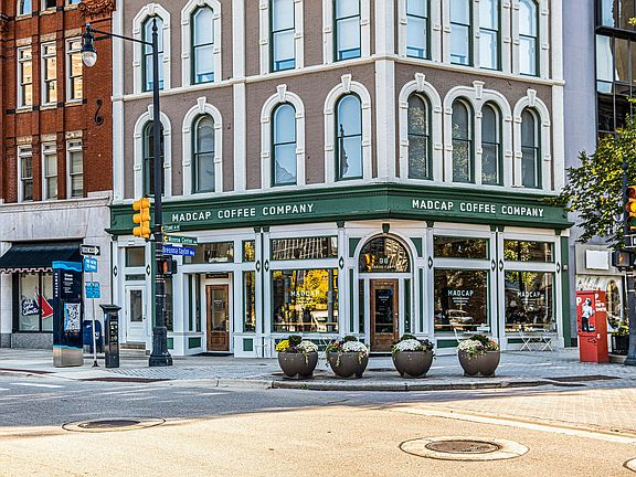 56 Monroe Center St Nw #12 - Photo 2 of 16