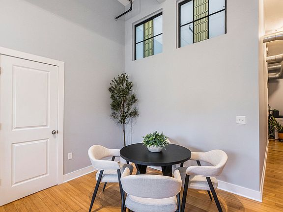 56 Monroe Center St Nw #12 - Photo 5 of 16