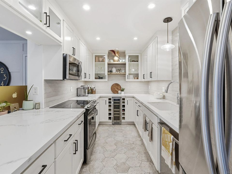 4444 56th St #13 - Photo 6 of 16