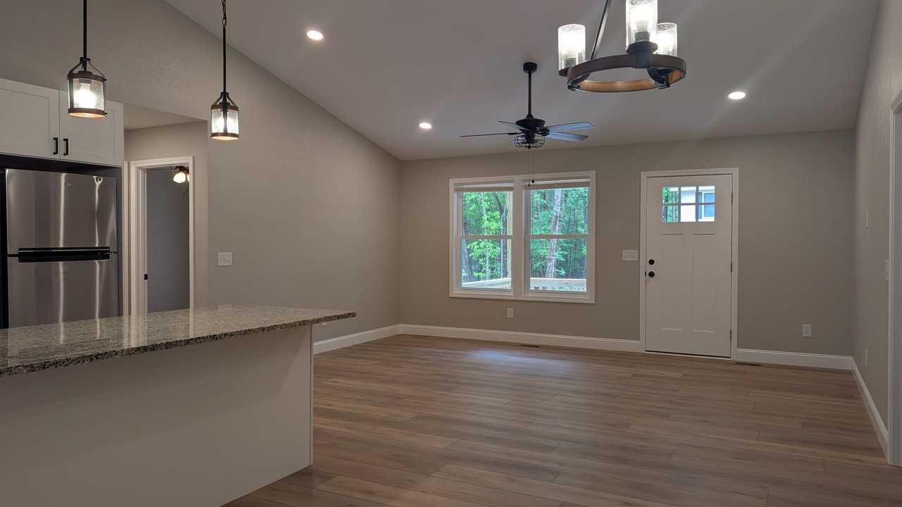 5 Woodland Hills Dr - Photo 3 of 12