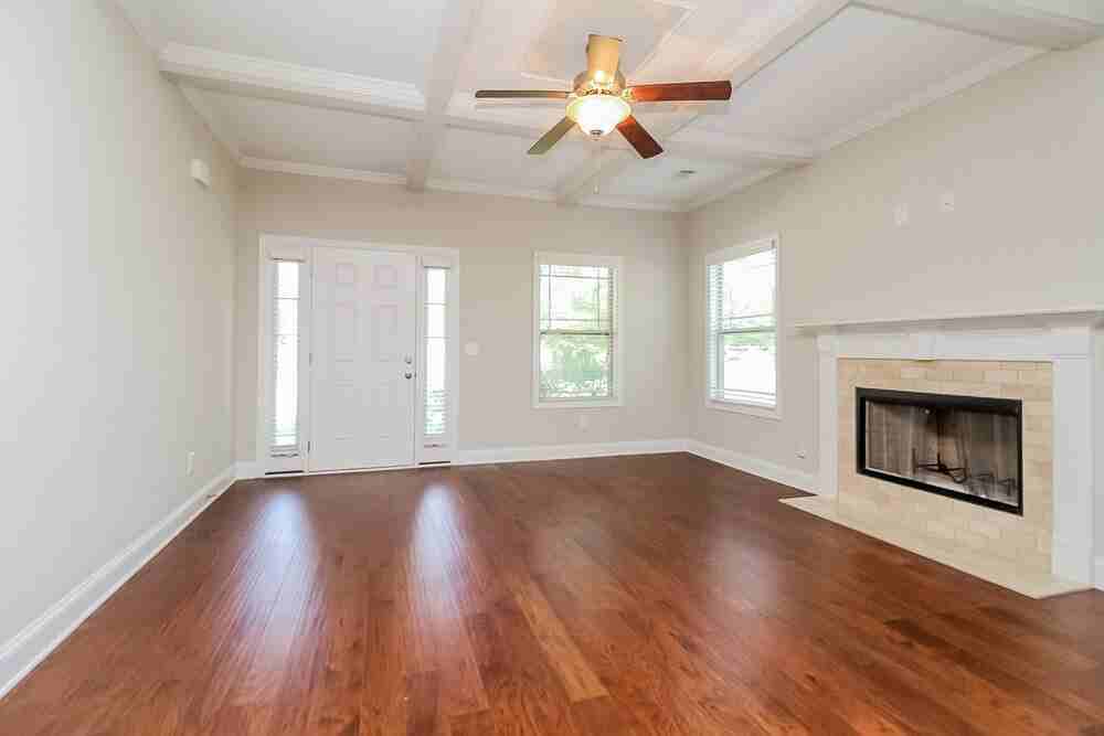2623 Elam Rd - Photo 5 of 17
