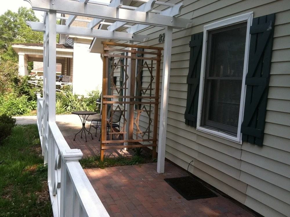 820 Burch Ave - Photo 2 of 6