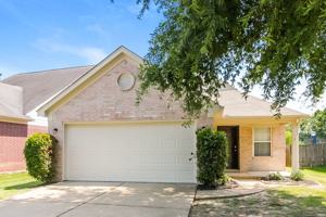 featured image of 9961 Fox Run Dr
