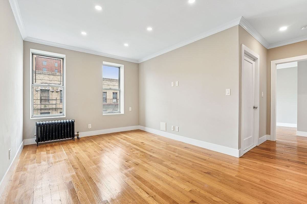 811 Walton Ave #E22 - Photo 6 of 8