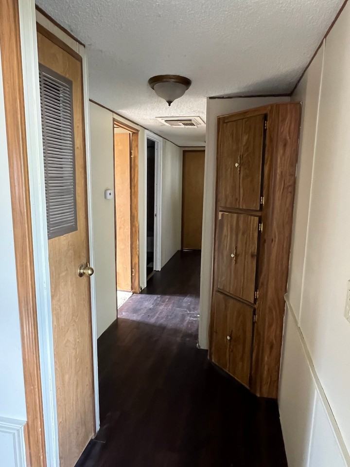 2401 E Main St #4 - Photo 6 of 13