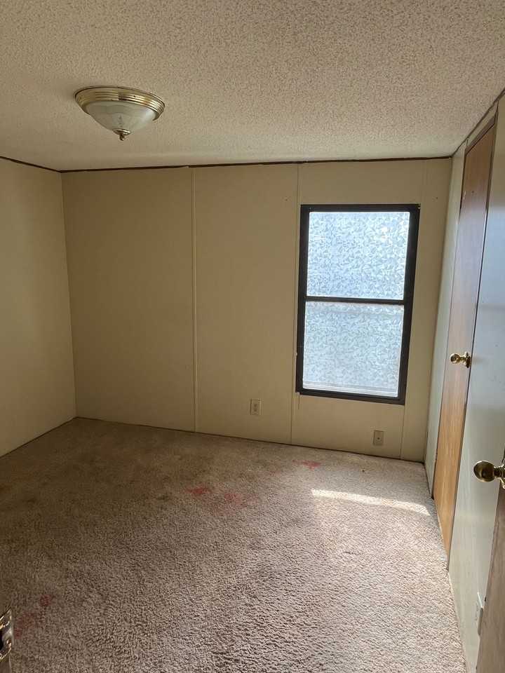 2401 E Main St #4 - Photo 7 of 13