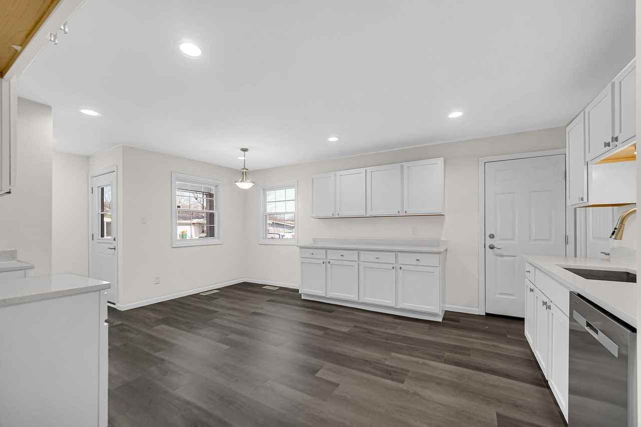 368 Raven Ct - Photo 7 of 8