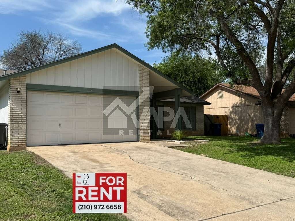 9315 Cliff Way St - Photo 2 of 17