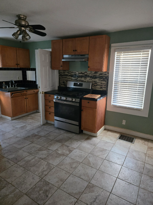 15 Clubhouse Rd - Photo 5 of 11