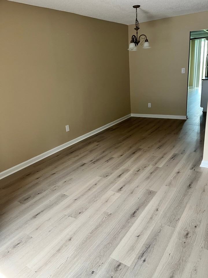 4880 Locust St Ne #127 - Photo 3 of 12