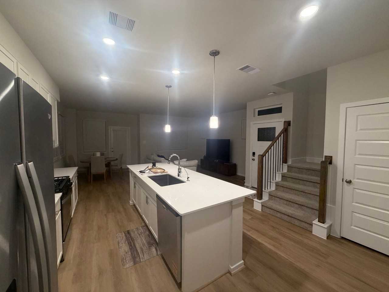 4206 Laurel Oak Cir - Photo 4 of 10