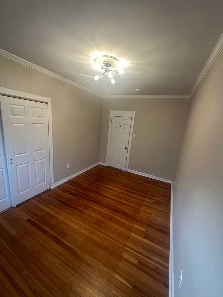 424 Maple Ave Frnt - Photo 6 of 11