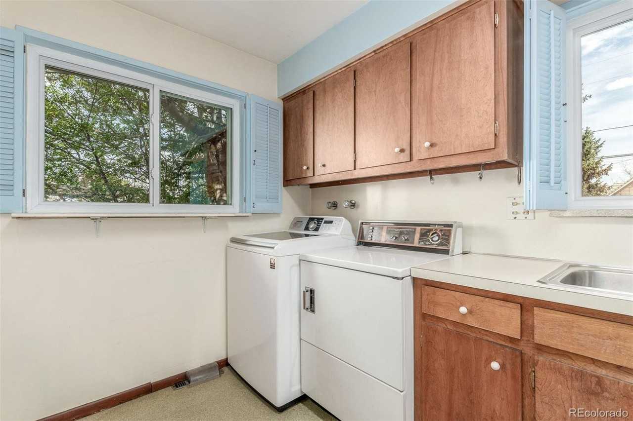 680 S Canosa Ct - Photo 5 of 18