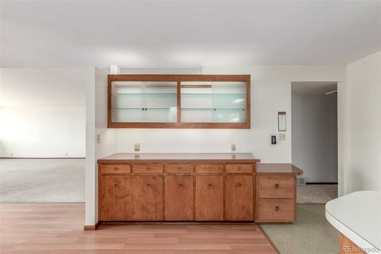 680 S Canosa Ct - Photo 7 of 18