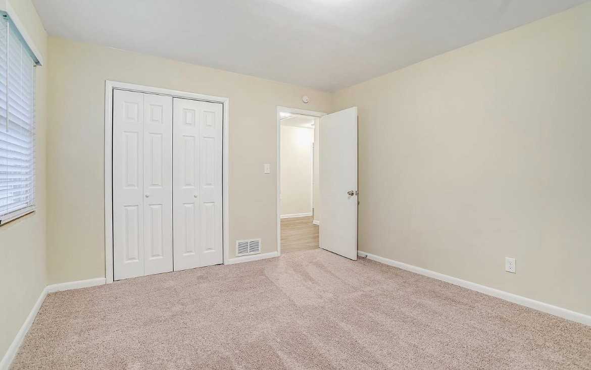 2138 Springdale Rd Sw - Photo 4 of 8