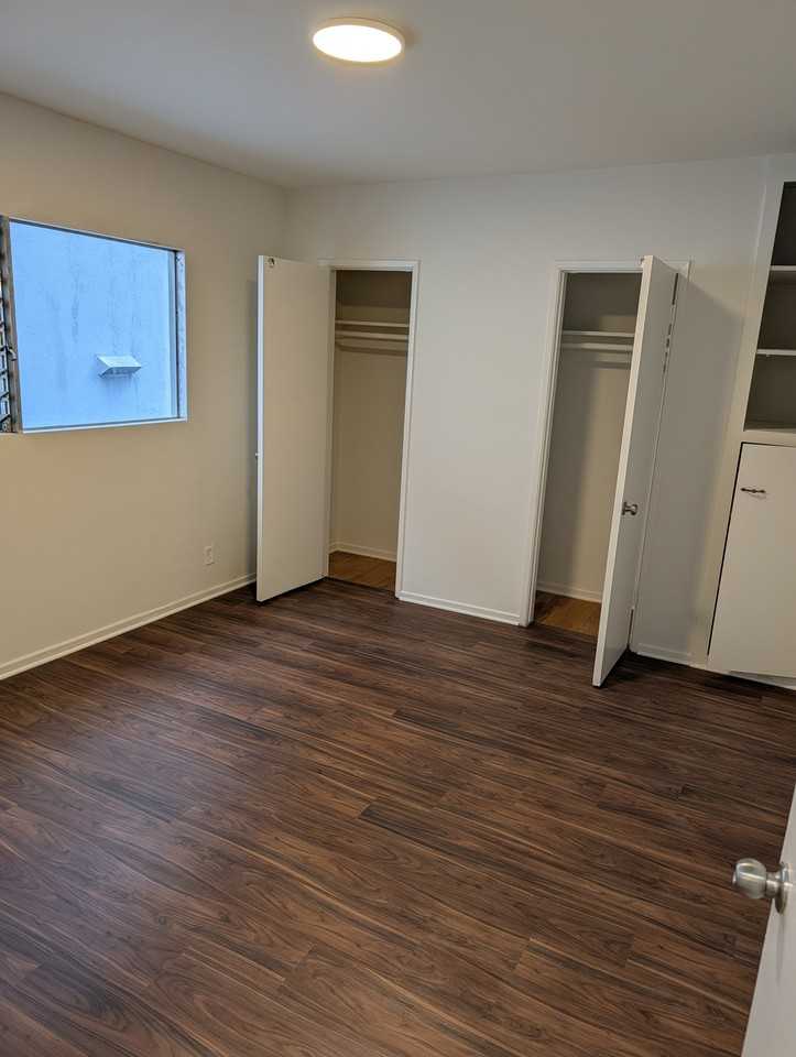 1317 Euclid St #6 - Photo 6 of 10