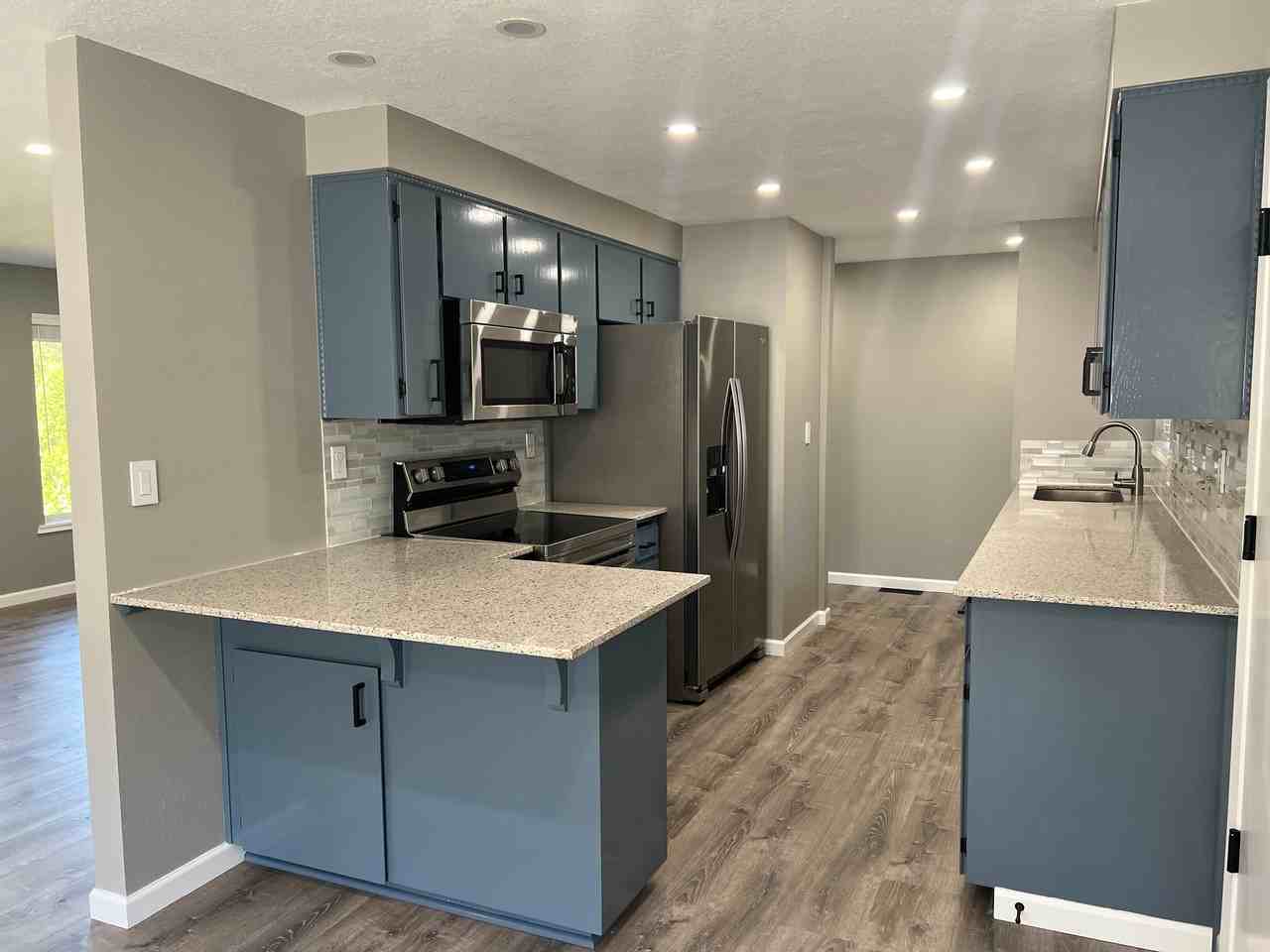 18455 Meinig Ave - Photo 5 of 16