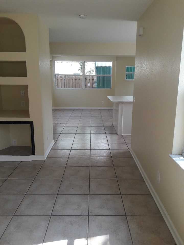 5210 98th Ave N - Photo 4 of 12