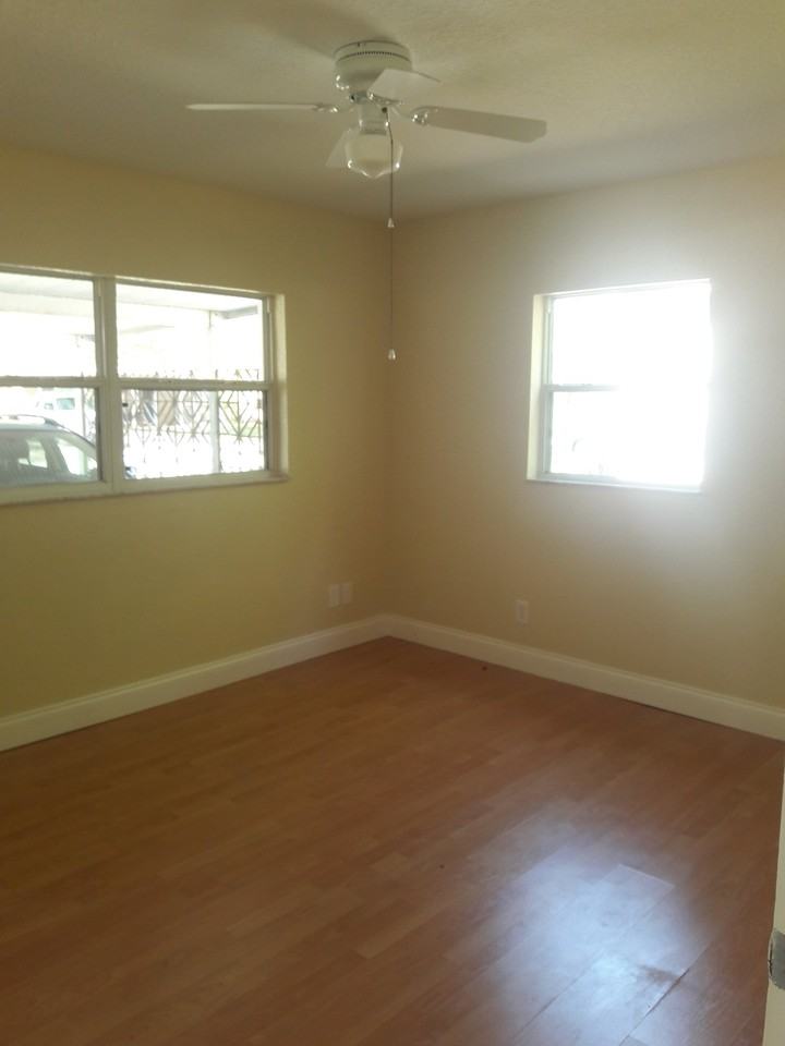 5210 98th Ave N - Photo 6 of 12