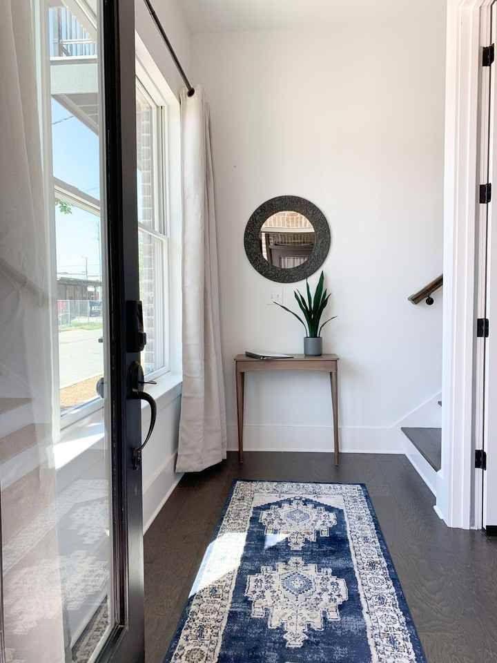 1566 Cowart St - Photo 2 of 17