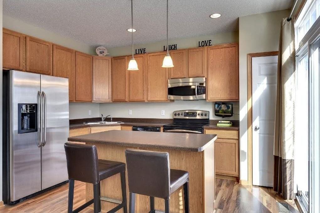 9981 Wildflower Dr - Photo 2 of 6