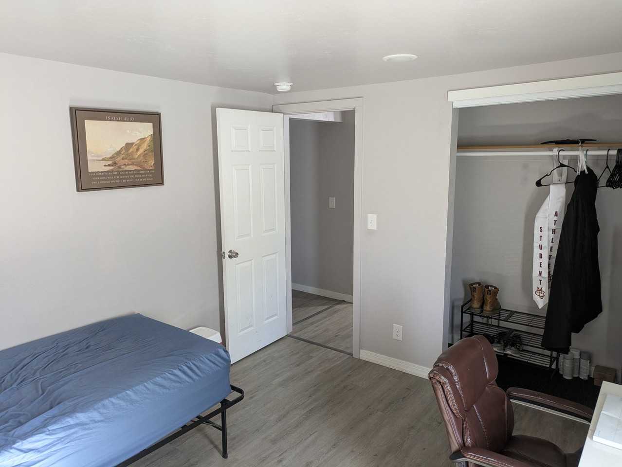 2040 N 15th St - Photo 6 of 16