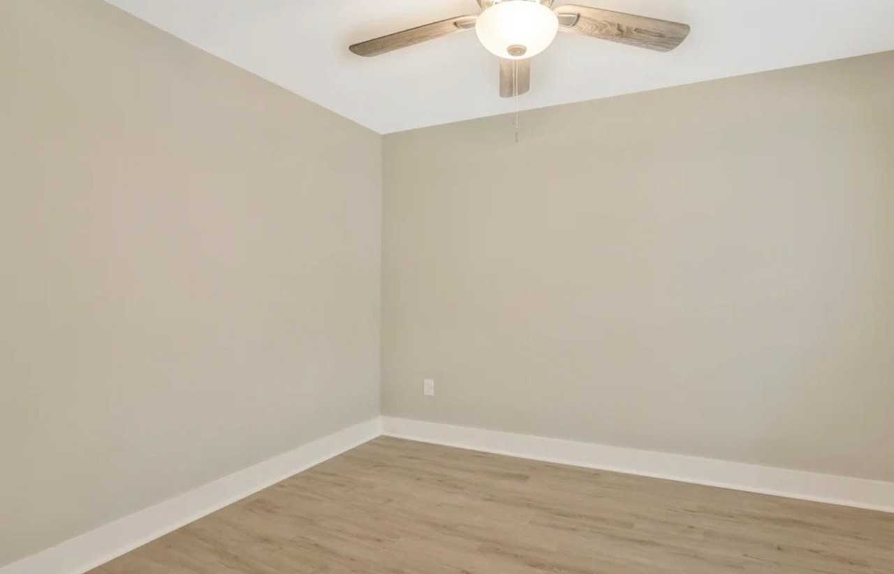2441 Raven Cir - Photo 7 of 11