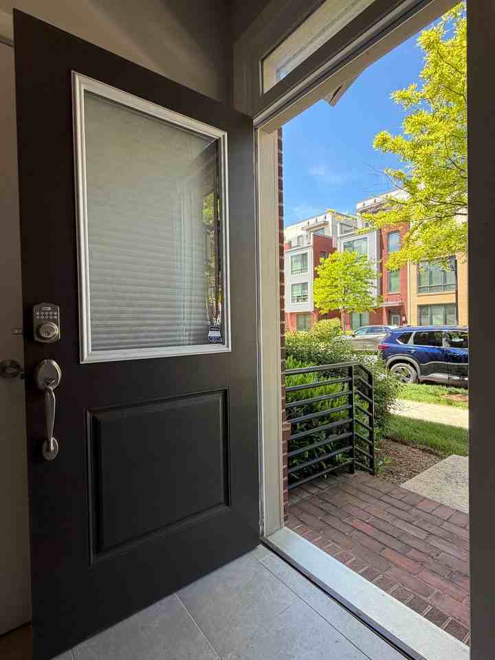 240 Kepler Dr - Photo 3 of 20