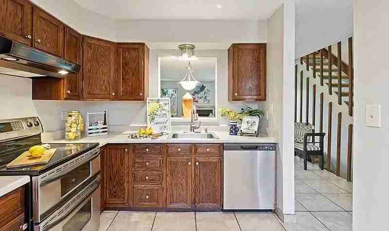 440 W Rockrimmon Blvd #G - Photo 5 of 18