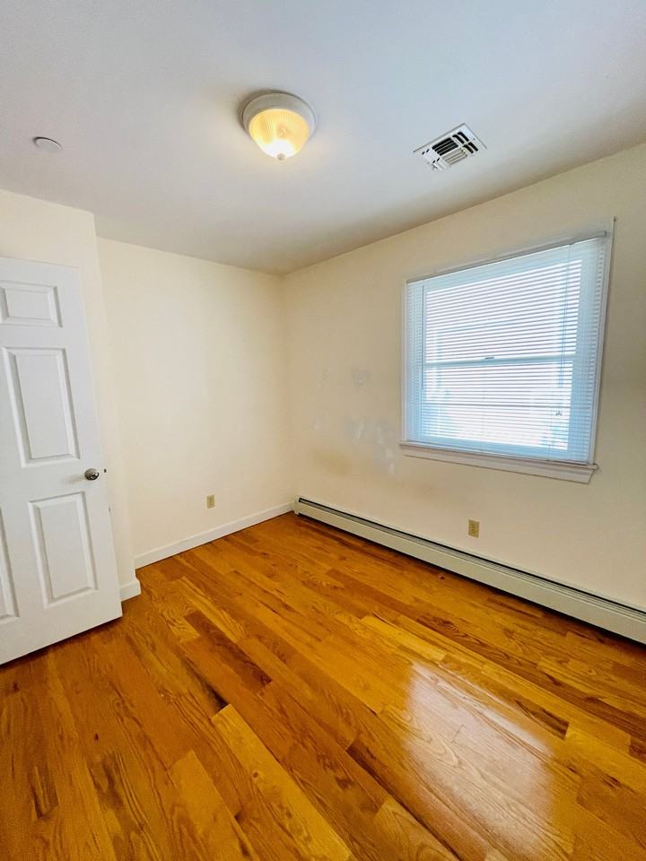 3636 166th St #2 - Photo 7 of 7