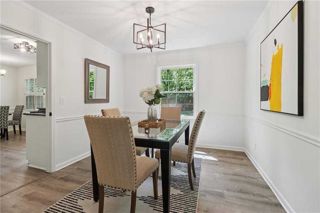 571 Densley Dr - Photo 6 of 13