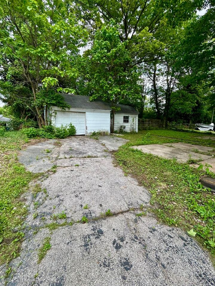 8824 Huiskamp Ave - Photo 6 of 20